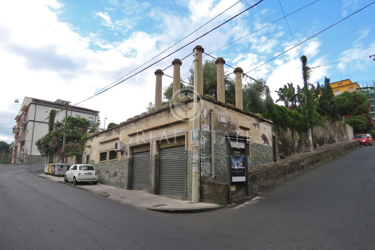 Вилла в Катании, Италия, 230 м2 фото 1