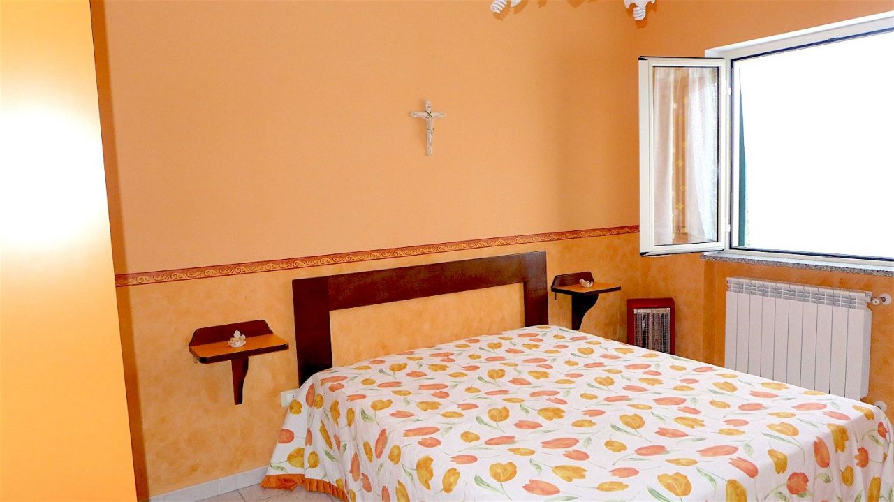 Таунхаус в Прая-а-Маре, Италия, 110 м2 фото 5