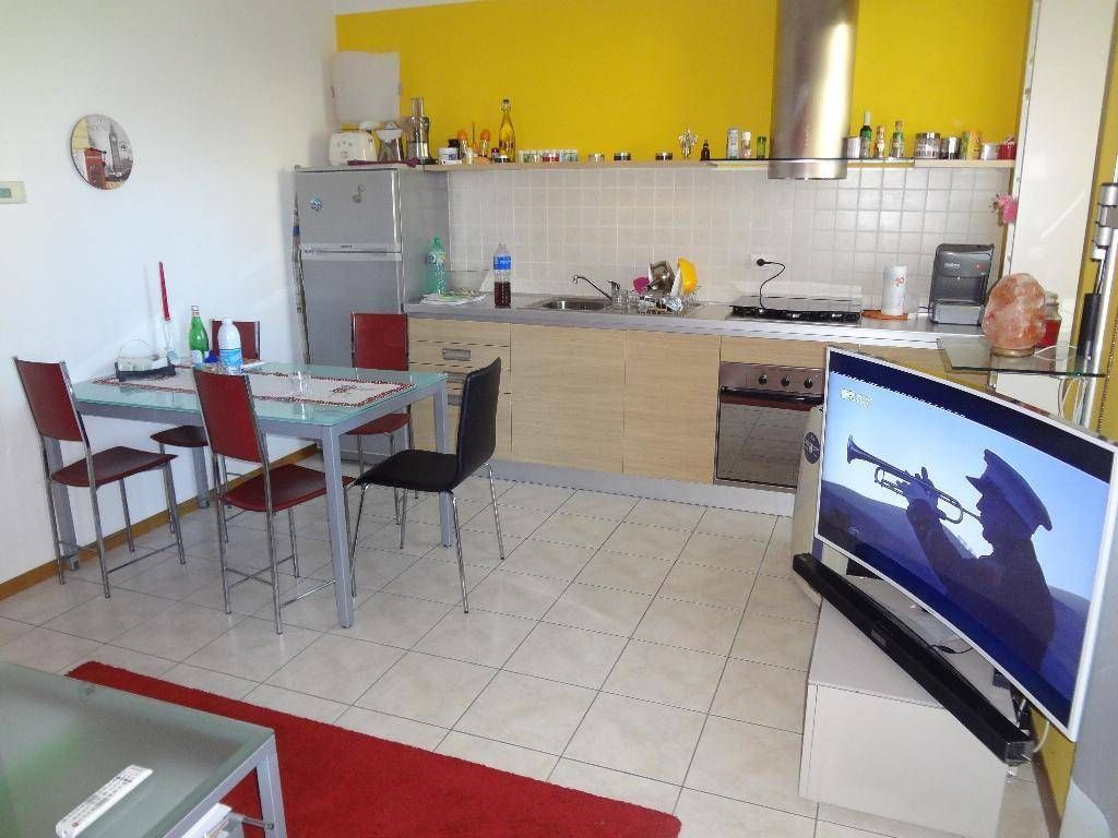 Апартаменты у озера Гарда, Италия, 55 м2 фото 3