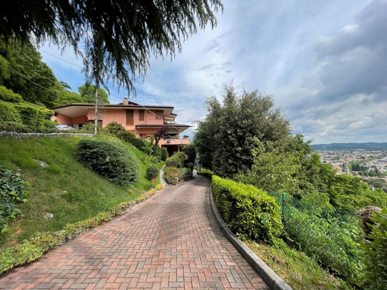 Вилла в Тревизо, Италия, 371 м2 фото 1