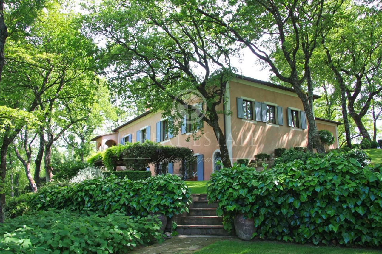 Вилла в Четоне, Италия, 714.7 м2 фото 1
