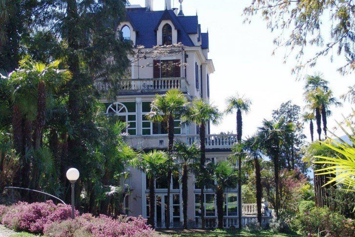 Дом в Луино, Италия, 800 м2 фото 4