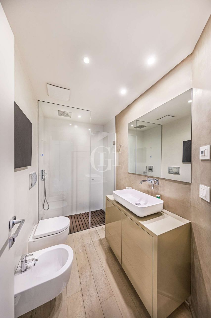 Апартаменты у озера Гарда, Италия, 130 м2 фото 5