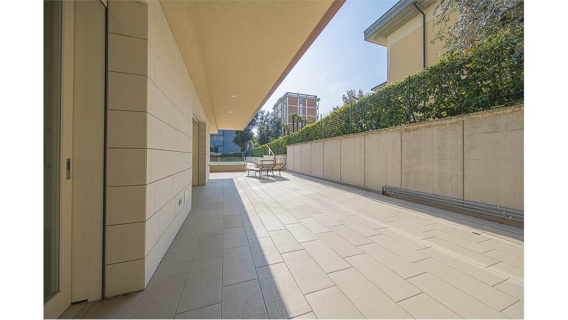 Квартира у озера Гарда, Италия, 75 м2 фото 4