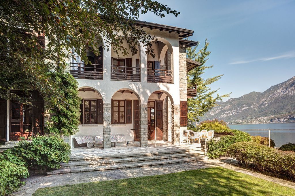 Вилла у озера Комо, Италия, 650 м2 фото 4