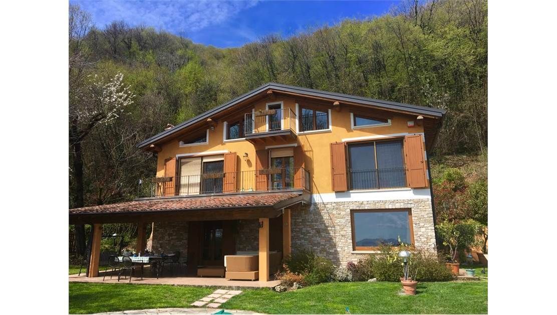 Вилла у озера Гарда, Италия, 180 м2 фото 2