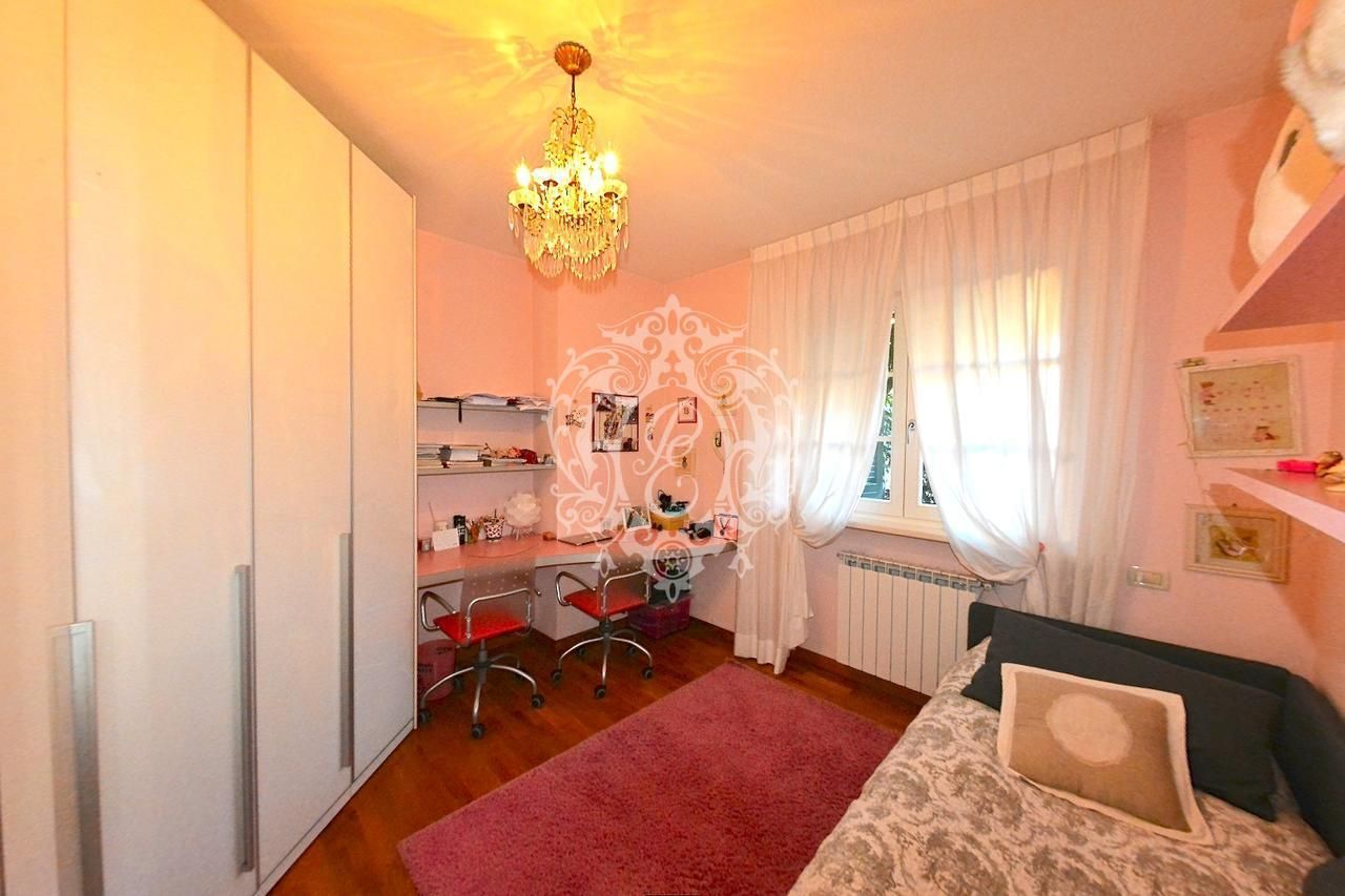 Вилла в Торре дель Лаго, Италия, 220 м2 фото 4