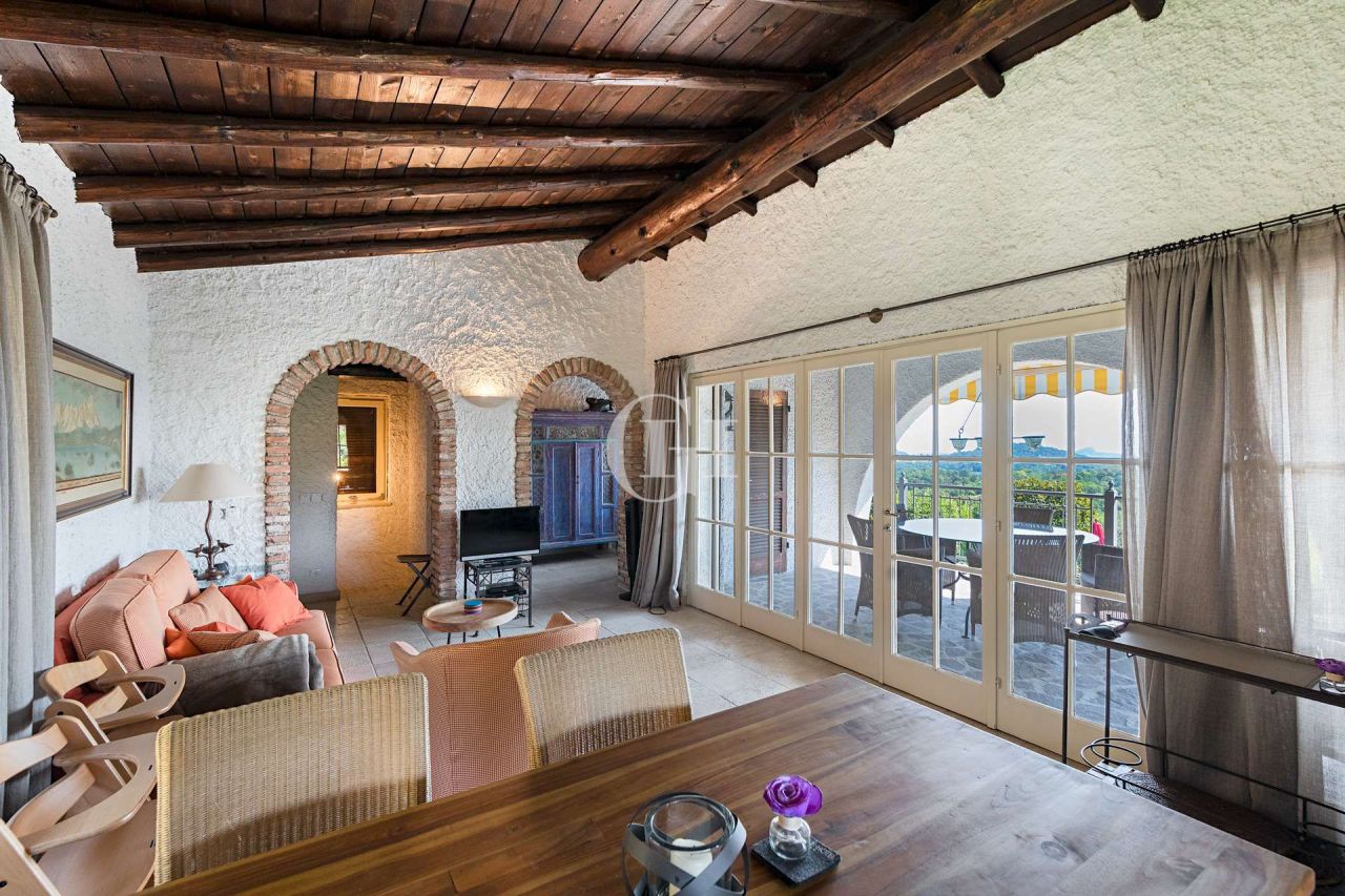 Вилла у озера Гарда, Италия, 150 м2 фото 4