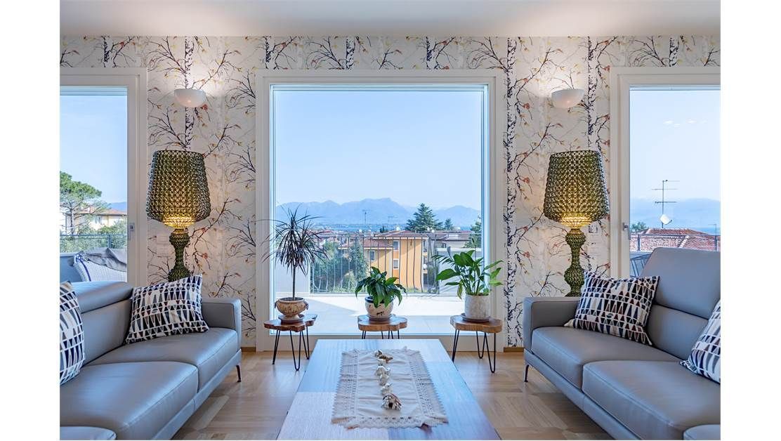 Пентхаус у озера Гарда, Италия, 220 м2 фото 1