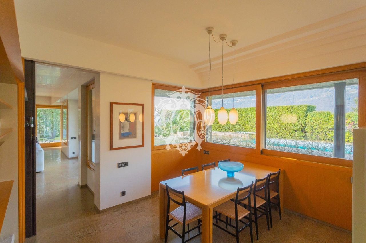 Вилла в Комо, Италия, 625 м2 фото 5