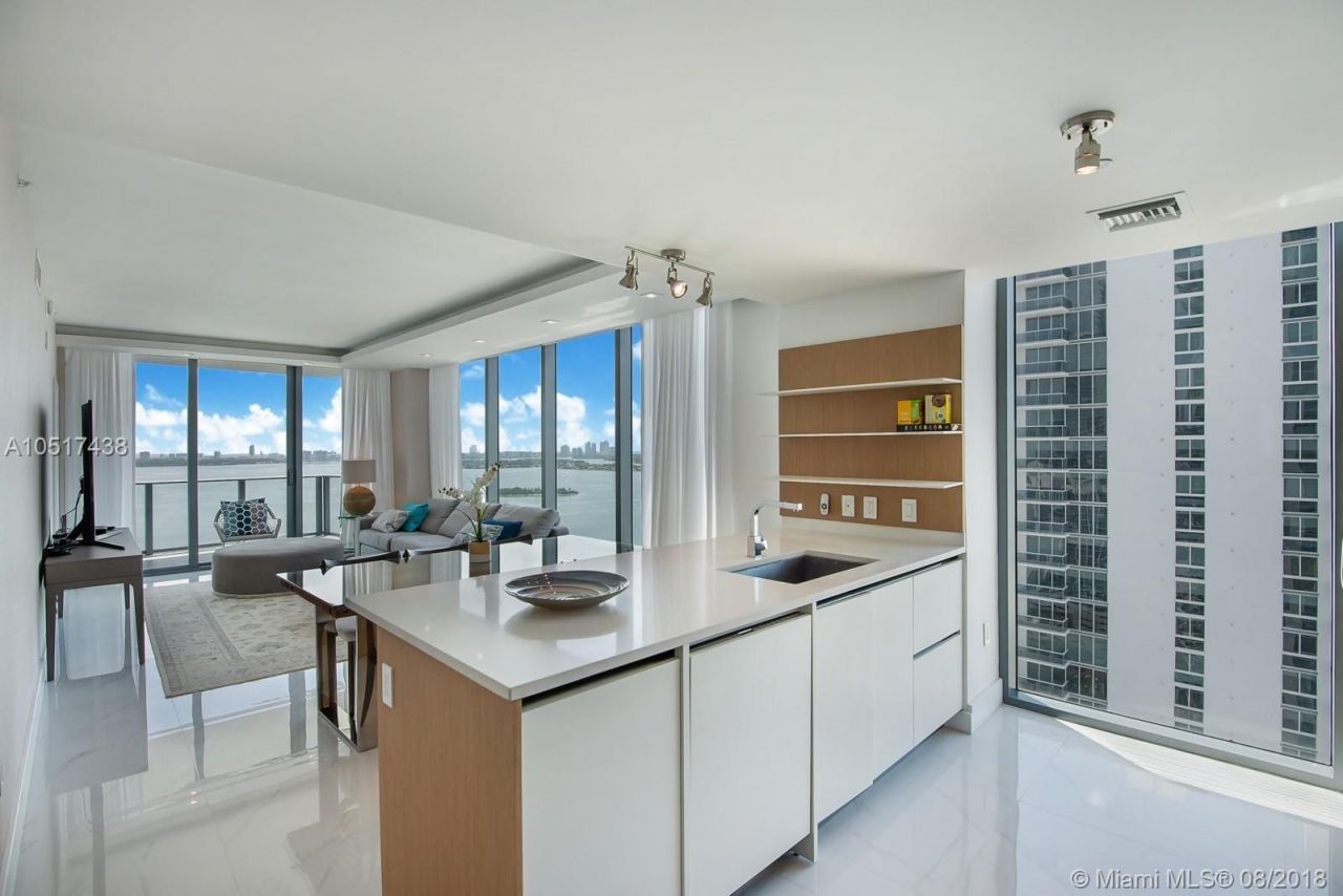 Апартаменты в Майами, США, 130 м2 фото 1