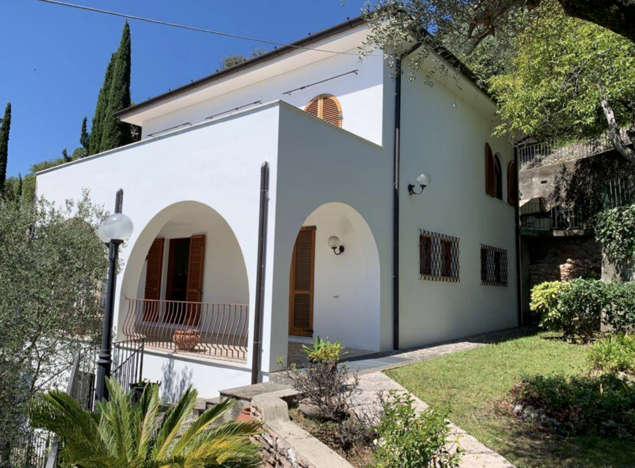 Вилла у озера Гарда, Италия, 450 м2 фото 5