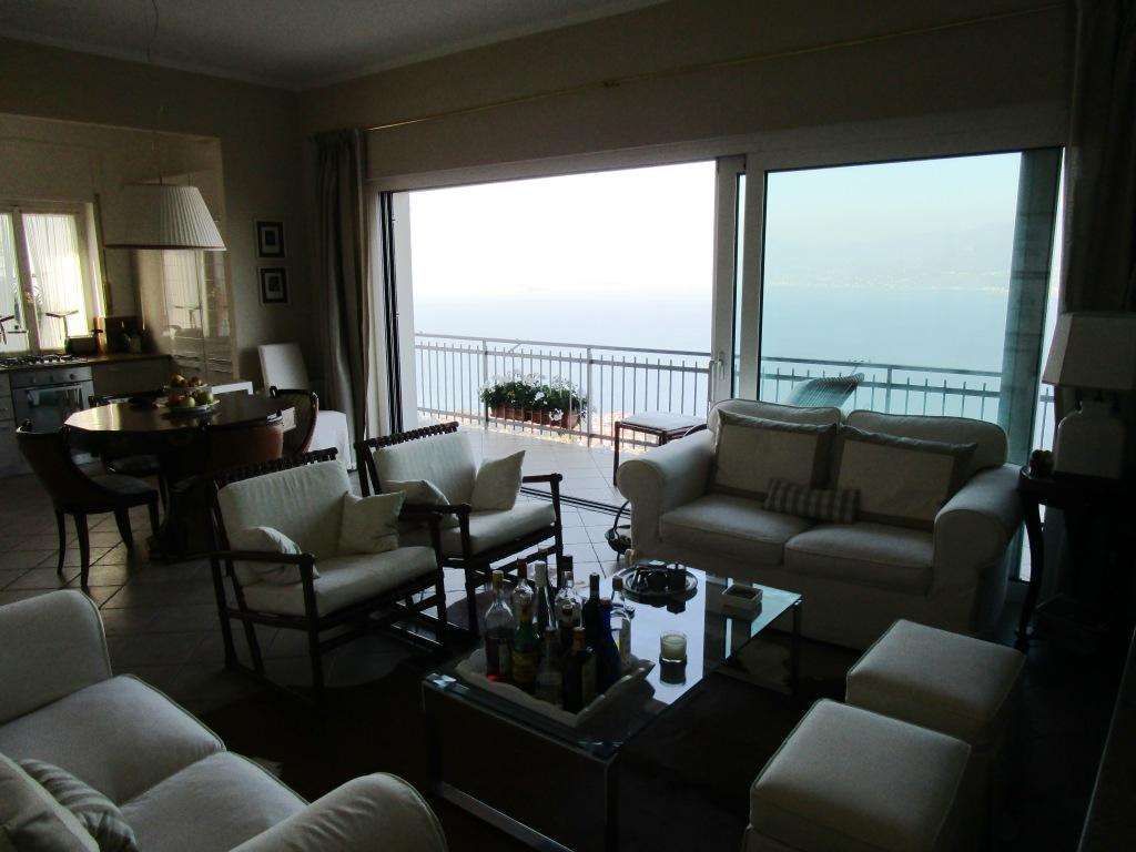 Квартира у озера Гарда, Италия, 118 м2 фото 5