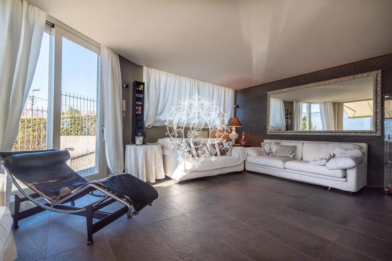 Вилла в Вербании, Италия, 500 м2 фото 5