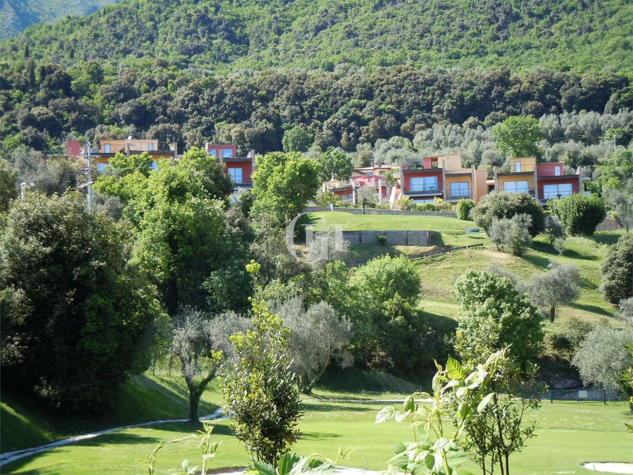 Апартаменты у озера Гарда, Италия, 68 м2 фото 4