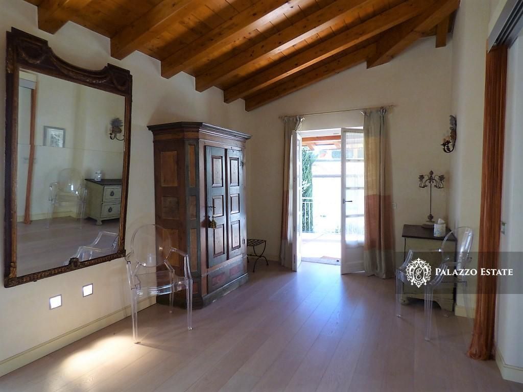 Вилла в Медзегре, Италия, 260 м2 фото 5