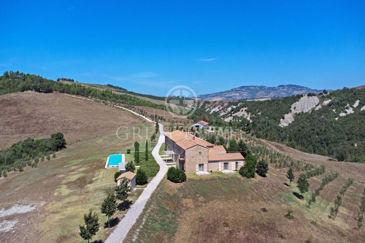 Дом в Вольтерре, Италия, 875 м2 фото 4