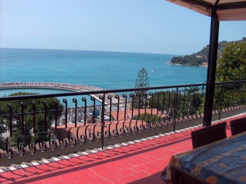 Апартаменты в Оспедалетти, Италия, 108 м2 фото 1