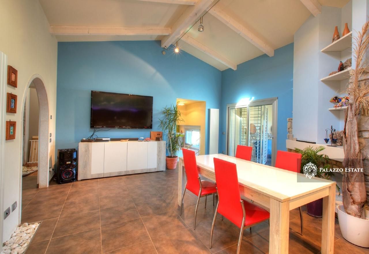 Вилла в Манерба-дель-Гарде, Италия, 350 м2 фото 5