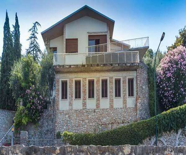 Вилла у озера Гарда, Италия, 375 м2 фото 3