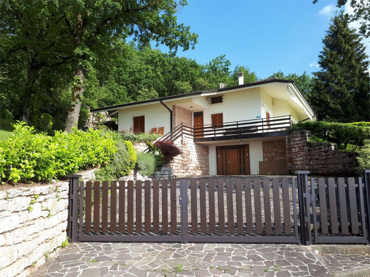 Дом у озера Гарда, Италия, 355 м2 фото 3