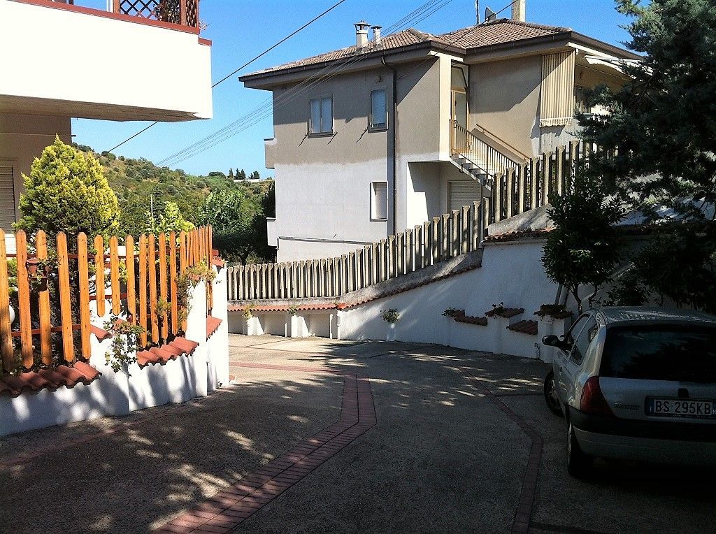 Таунхаус в Монтесильвано, Италия, 125 м2 фото 1