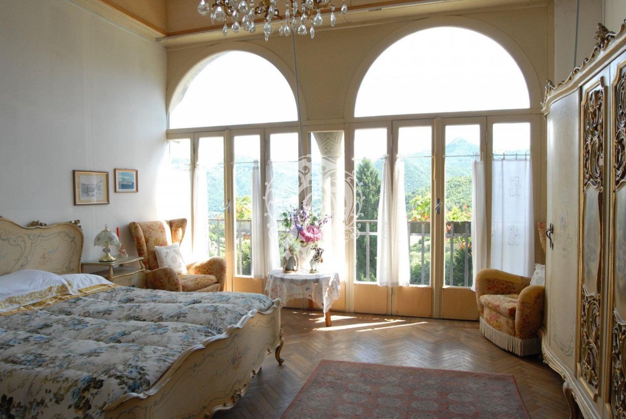 Вилла Centro Valle Intelvi, Италия, 650 м2 фото 3
