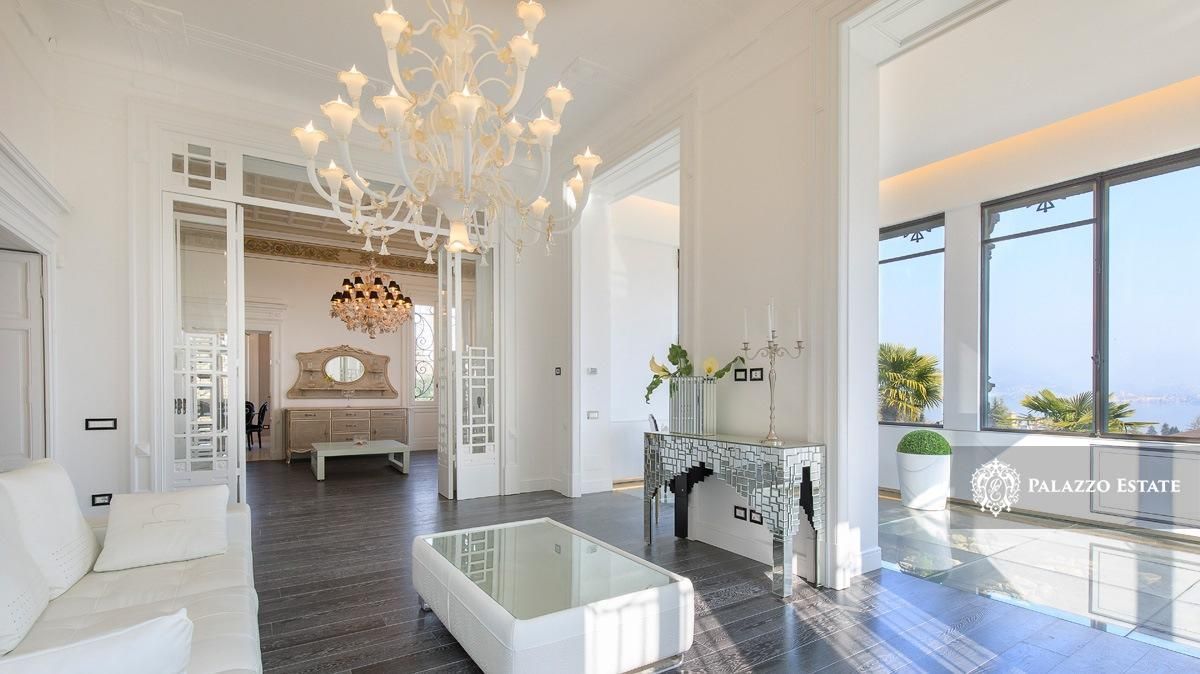 Вилла в Стрезе, Италия, 800 м2 фото 1