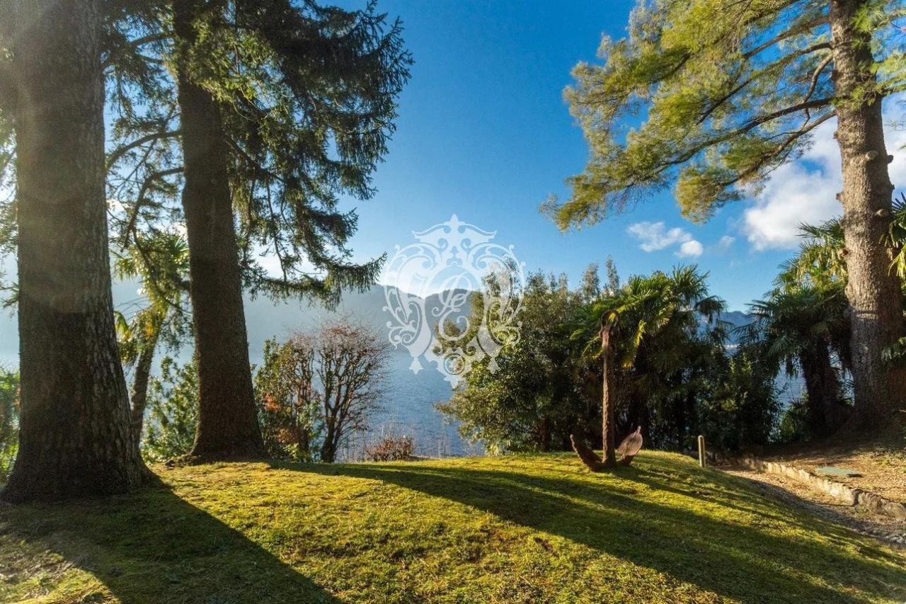Вилла в Льерне, Италия, 300 м2 фото 4