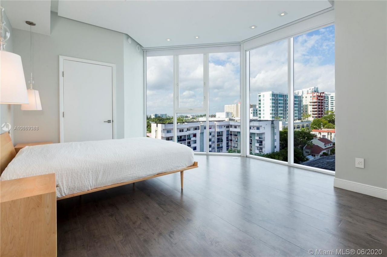 Квартира в Майами, США, 150 м2 фото 2