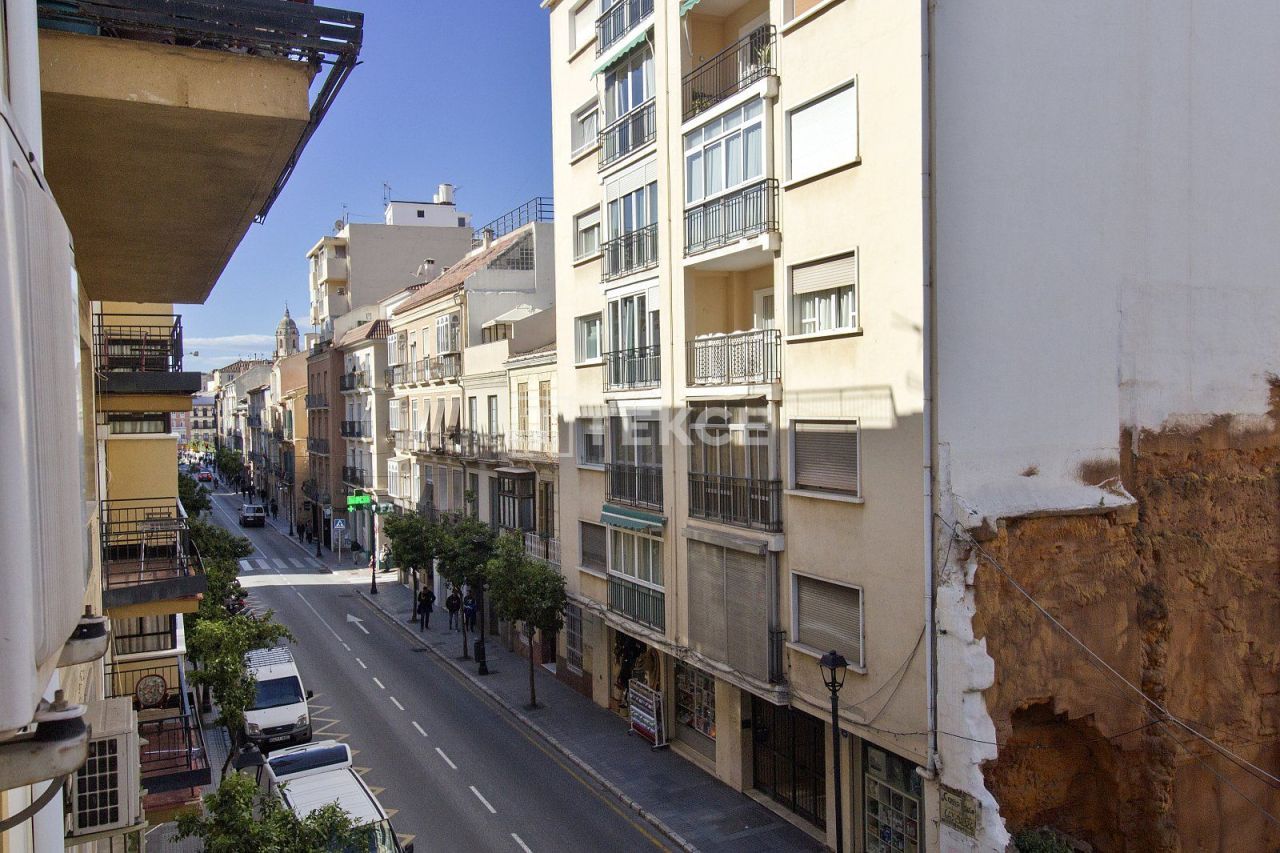 Апартаменты в Малаге, Испания, 95 м2 фото 1