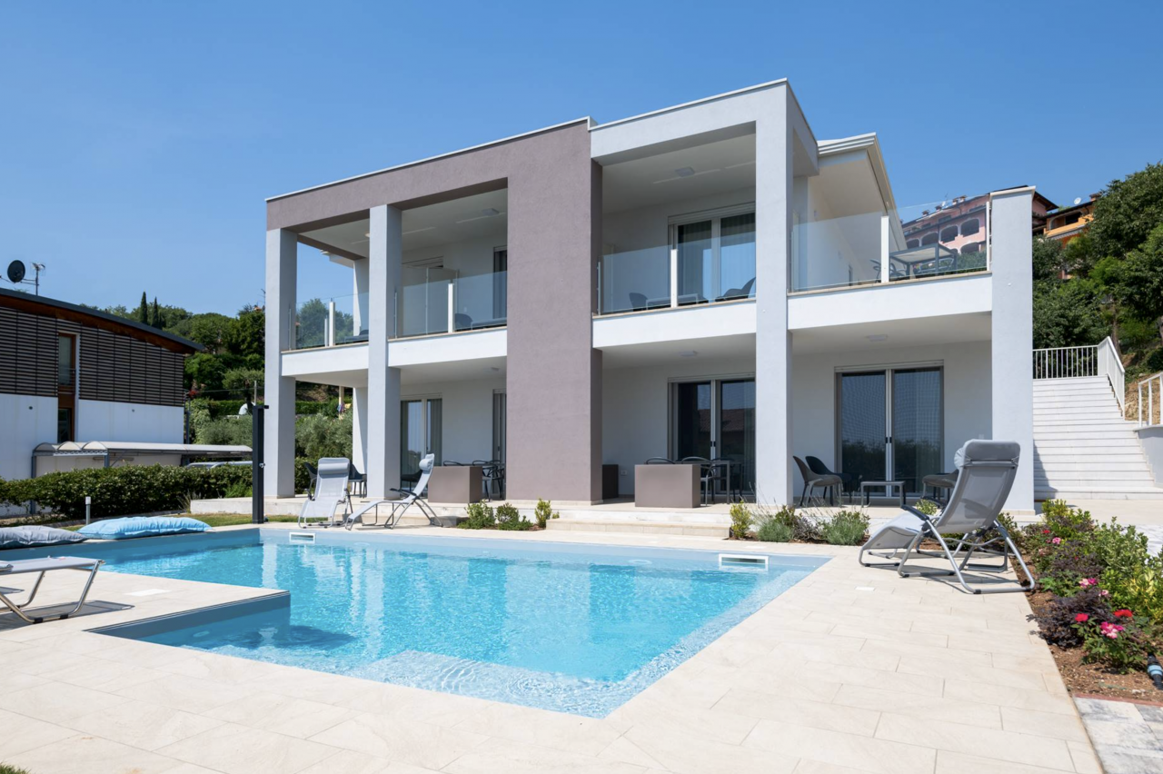 Вилла у озера Гарда, Италия, 320 м2 фото 4