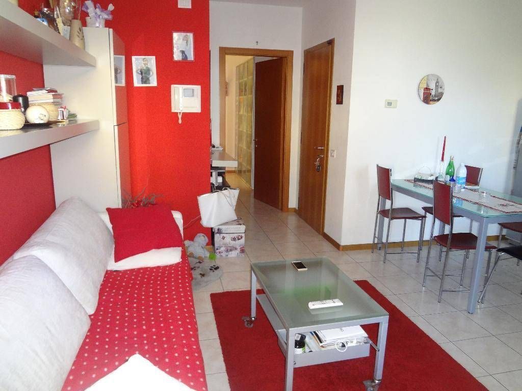 Апартаменты у озера Гарда, Италия, 55 м2 фото 2