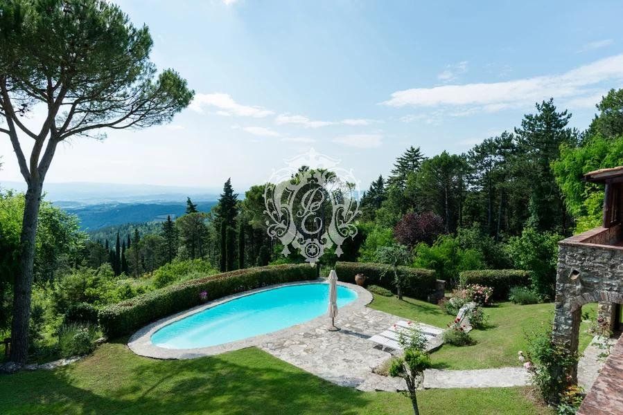 Вилла в Кастеллина-ин-Кьянти, Италия, 280 м2 фото 2