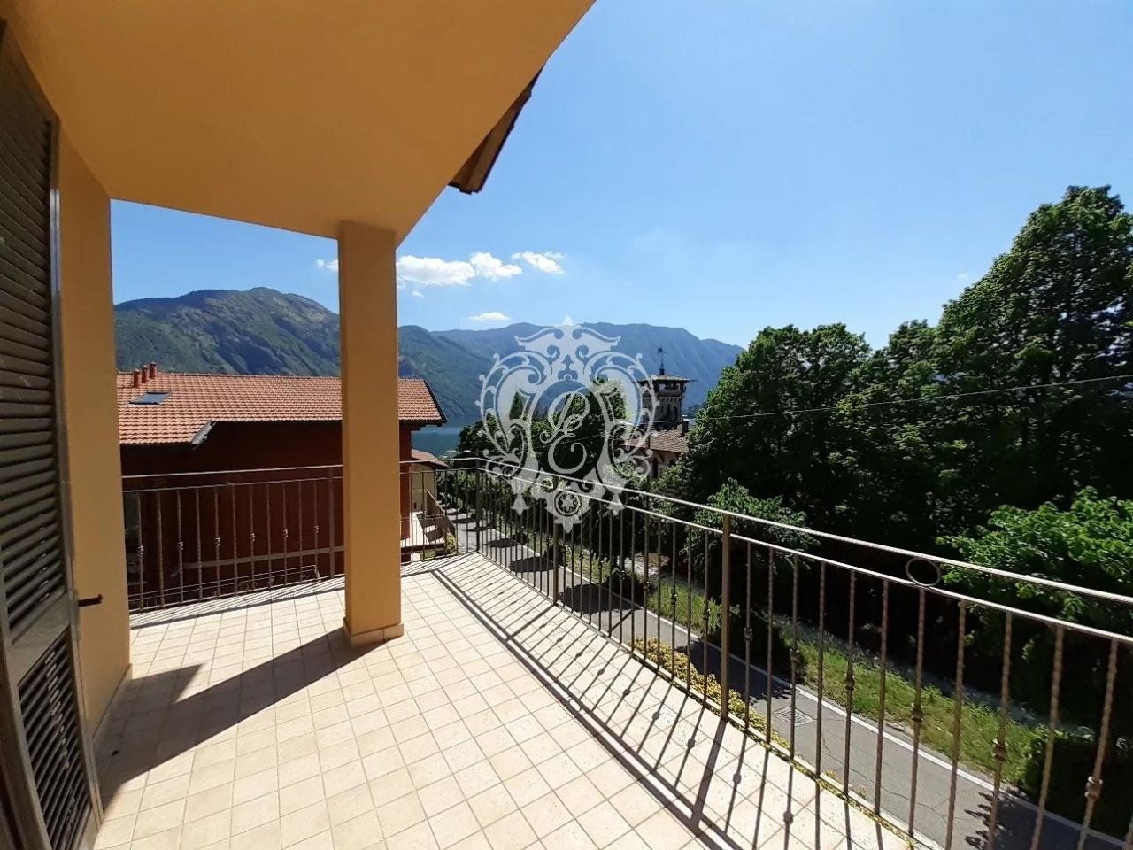Квартира в Тремеццине, Италия, 80 м2 фото 2