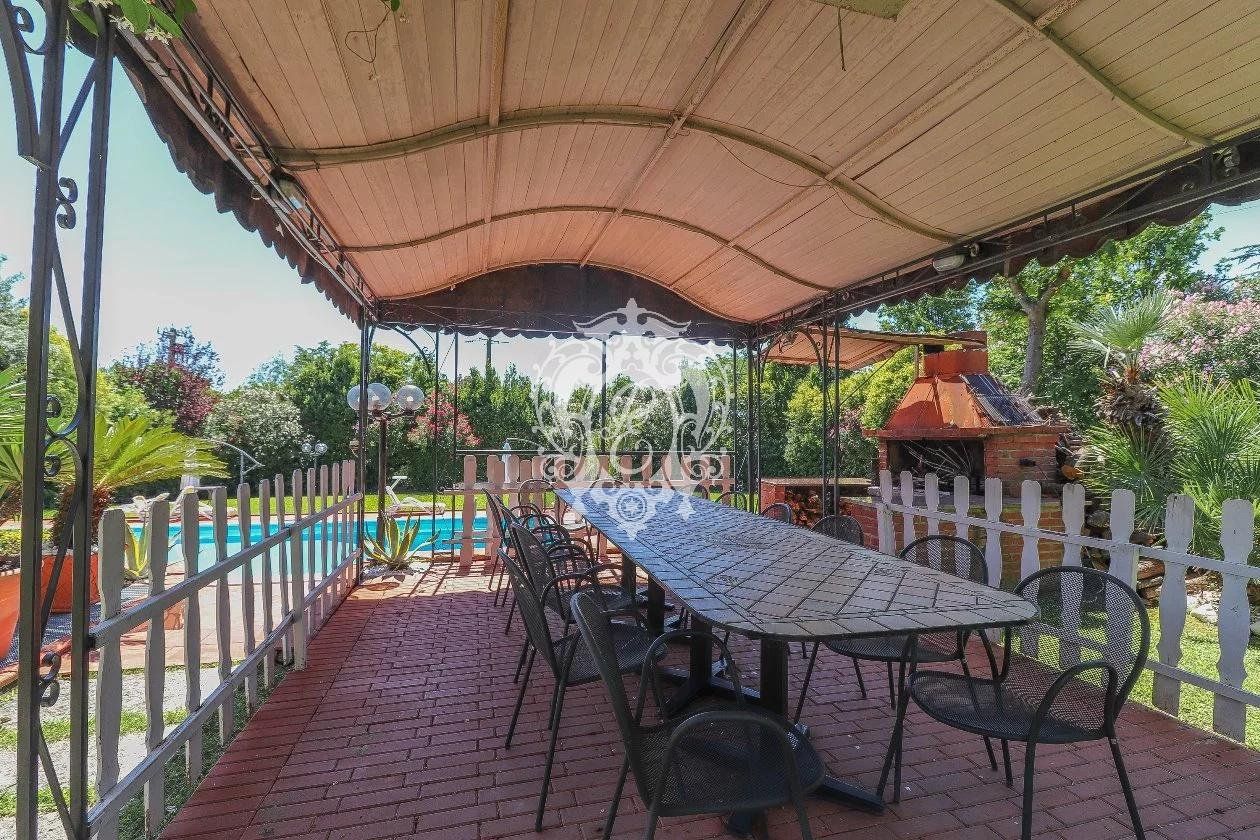 Вилла в Монига-дель-Гарда, Италия, 400 м2 фото 3