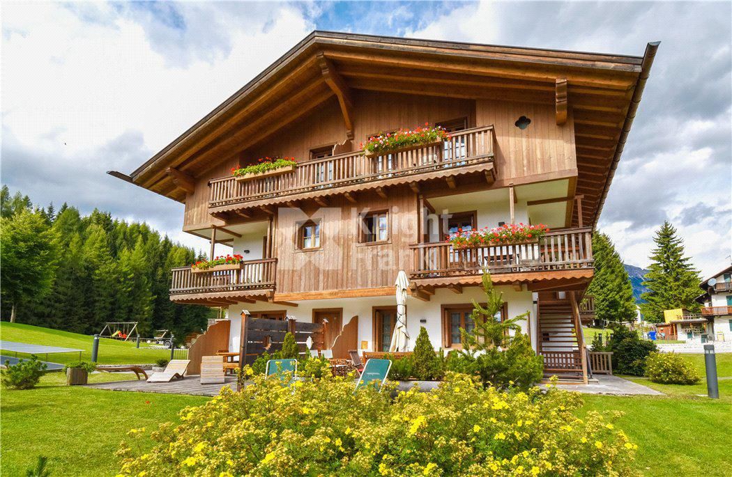 Шале Кортина-д'Ампеццо, Италия, 165 м2 фото 3