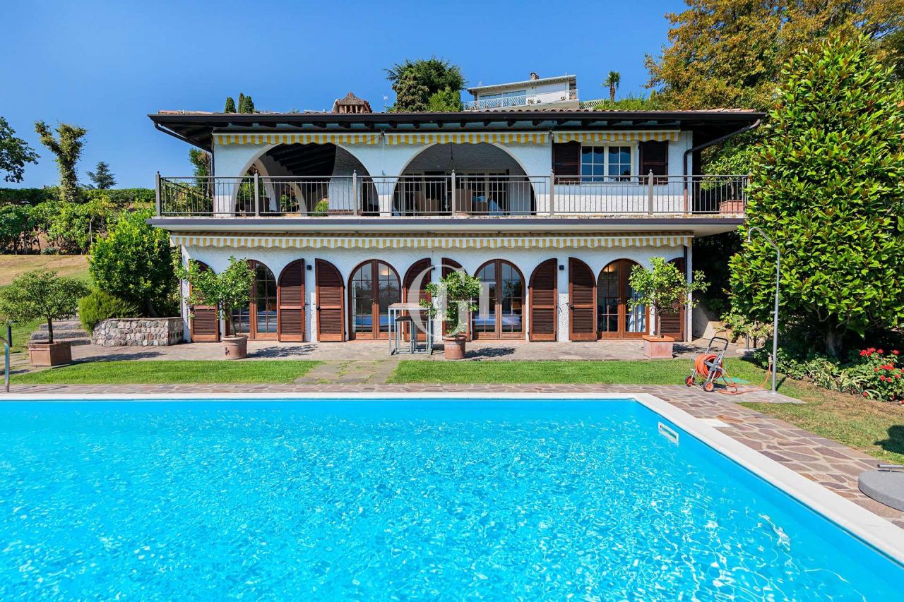 Вилла у озера Гарда, Италия, 150 м2 фото 2