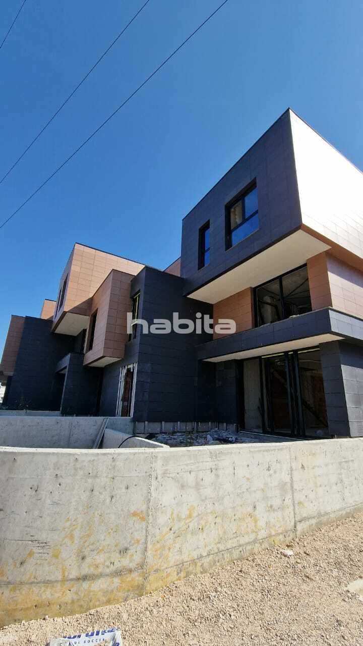 Квартира в Тиране, Албания, 379 м2 фото 1