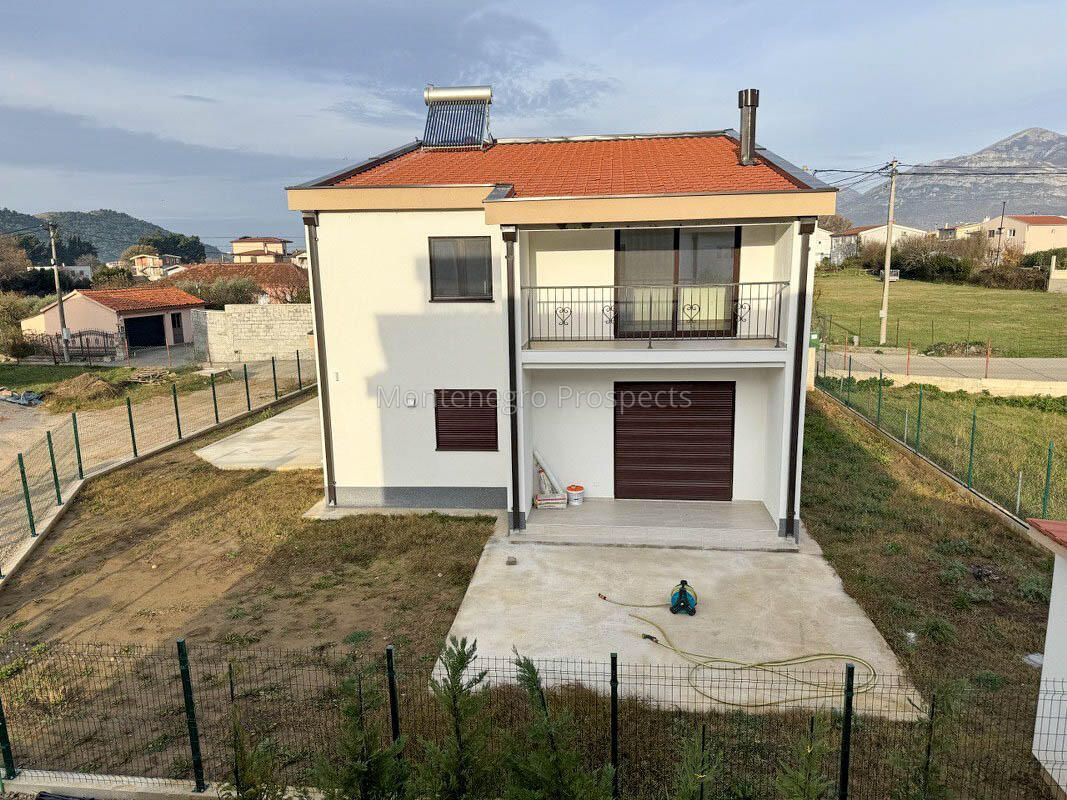 Дом в Баре, Черногория, 174 м2 фото 1