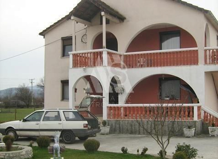 Дом в Даниловграде, Черногория, 300 м2