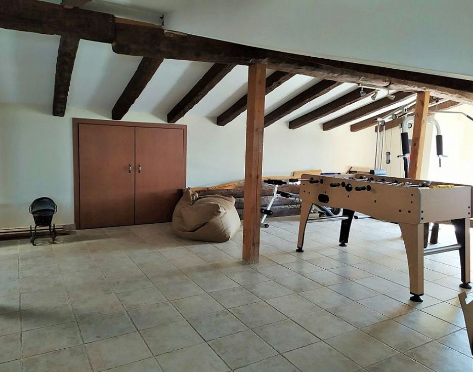 gallery