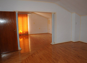 Дом в Подгорице, Черногория, 390 м2