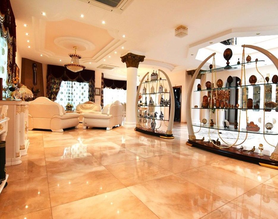 gallery
