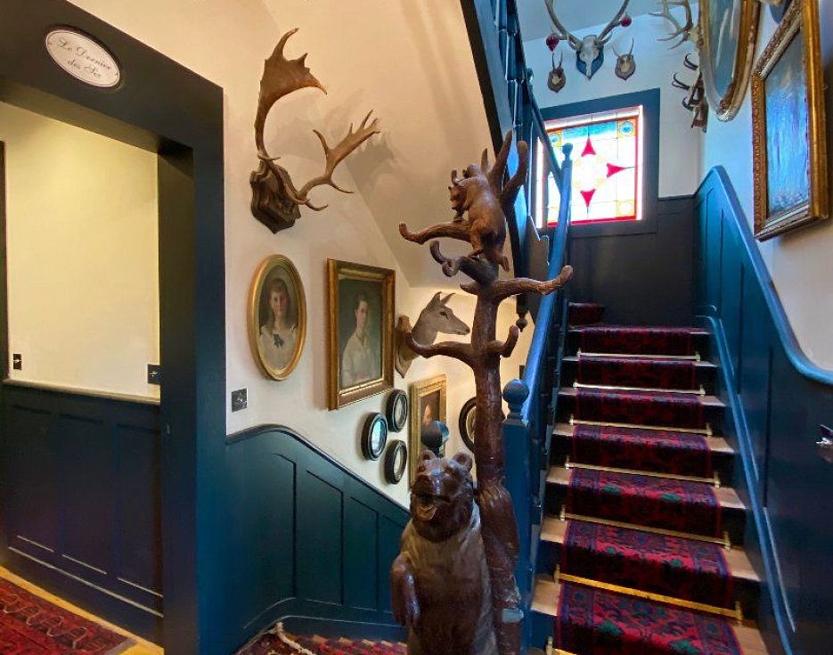 gallery