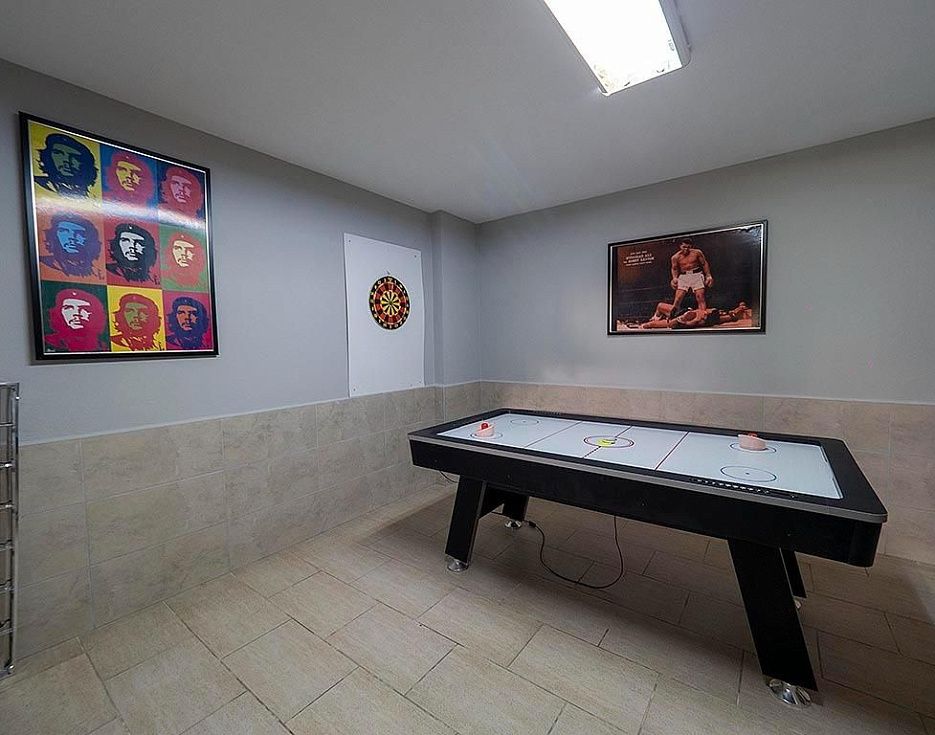 gallery