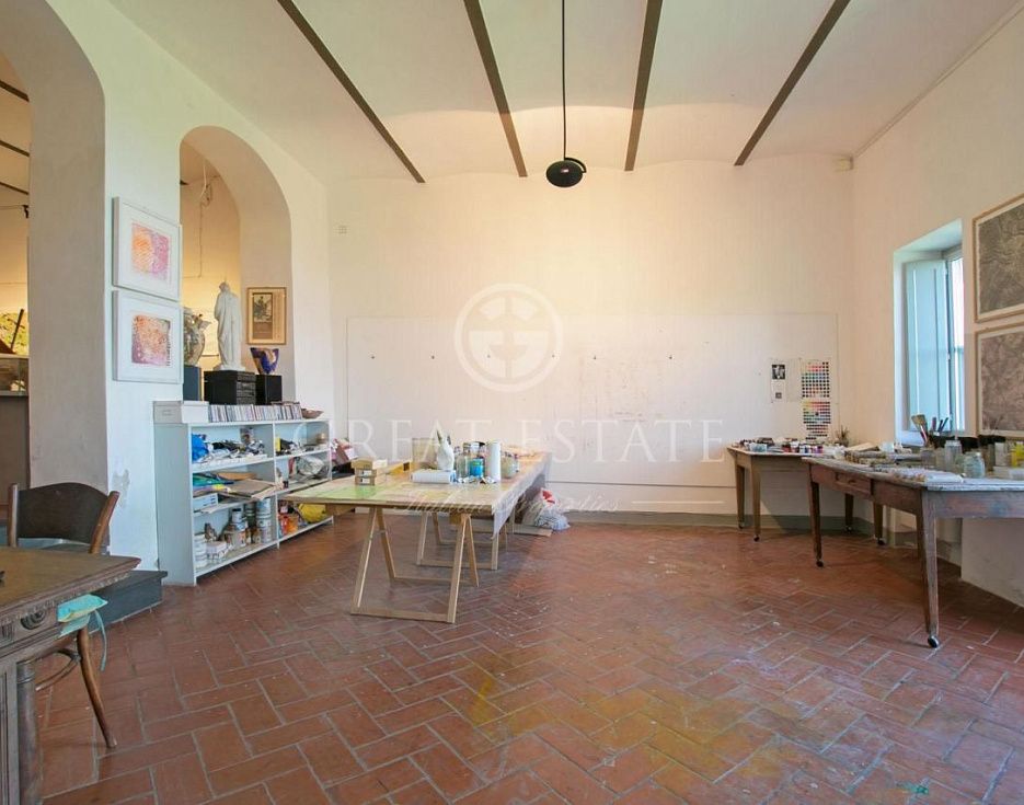 gallery
