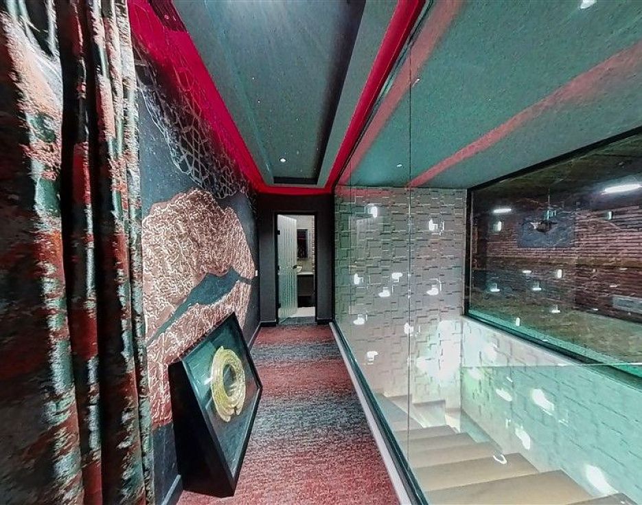 gallery
