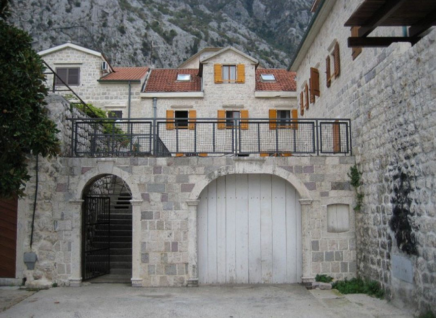 Поместье в Которе, Черногория, 1 056 м2