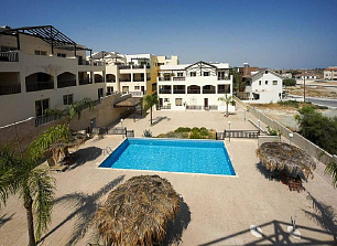 Апартаменты в Ларнаке, Кипр, 64 м2